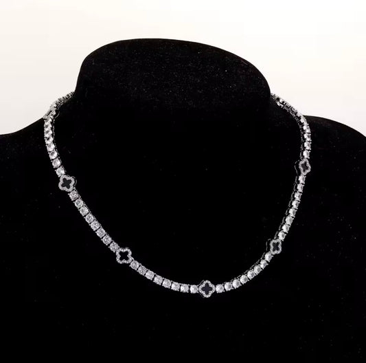 Clover Tennis Necklace