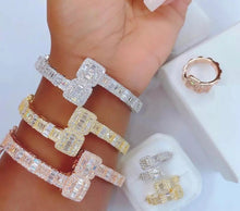 Load image into Gallery viewer, Jayda Cuff Bracelet

