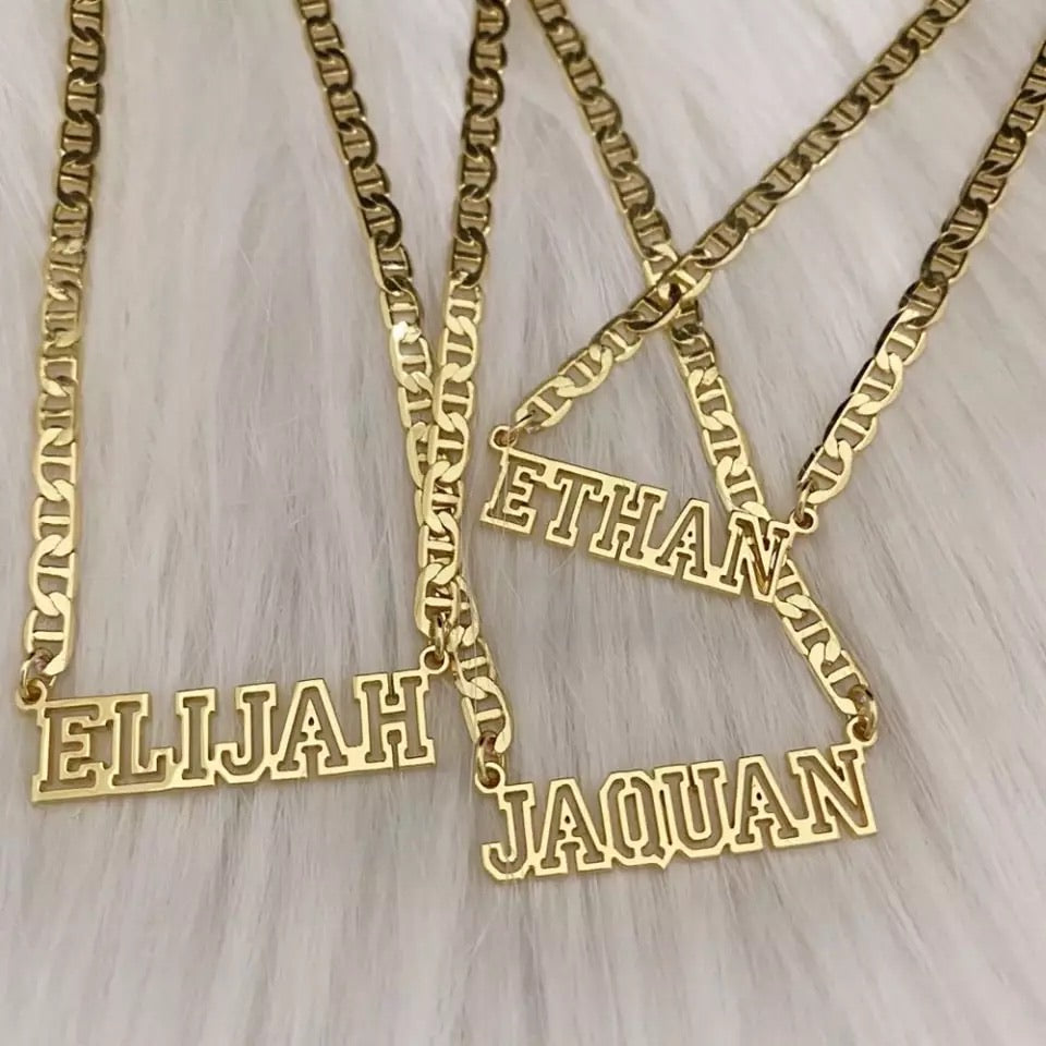 Unisex Nameplate Necklace